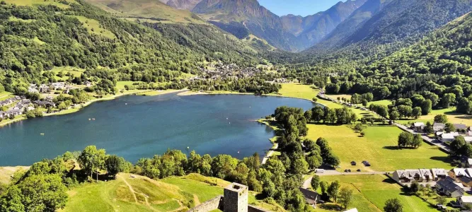 Génos-Loudenvielle Lake