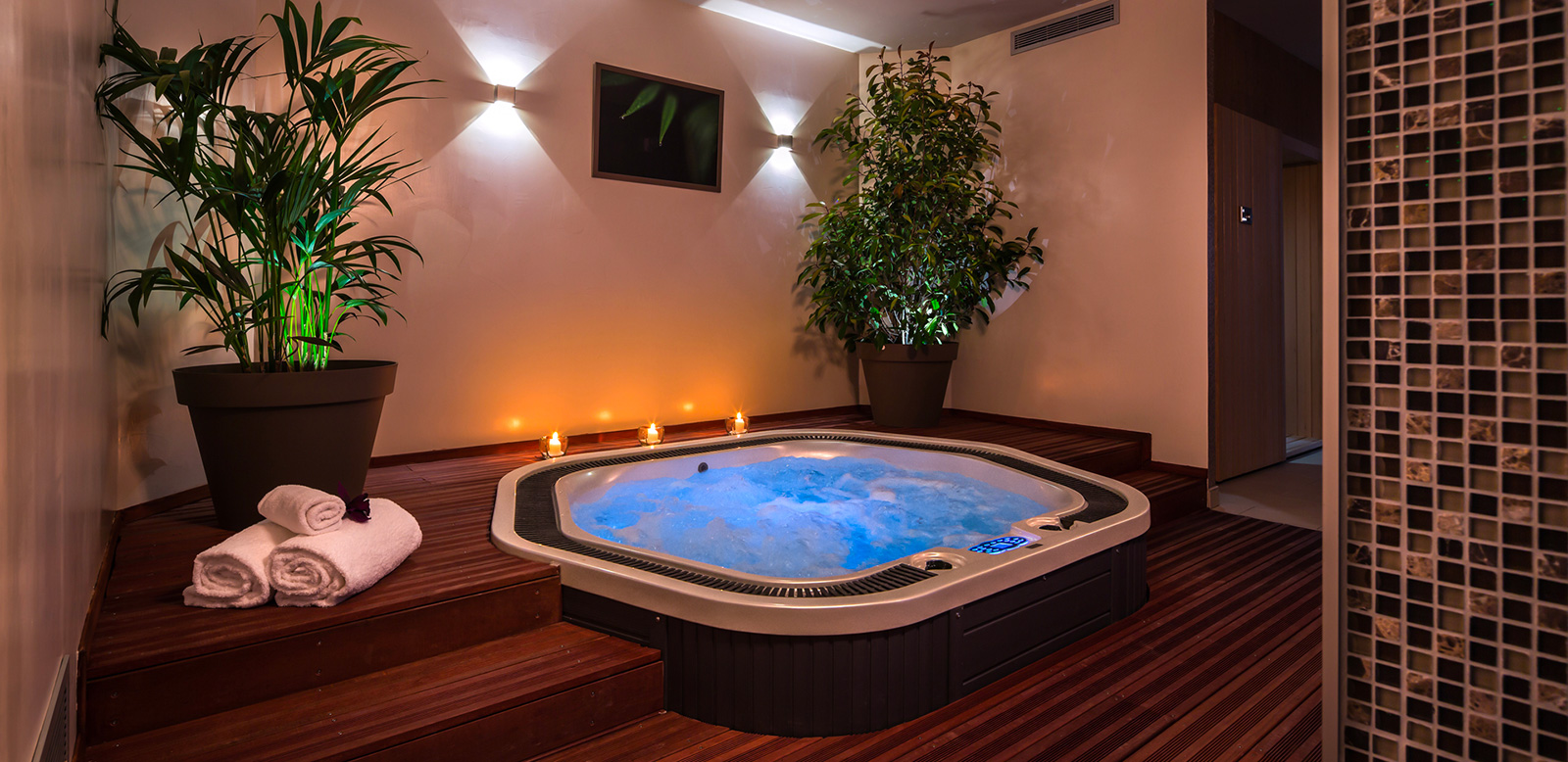 Hôtel Le Rive Droite & Spa - Balneotherapy / Spa / Sauna / Steam Room ...