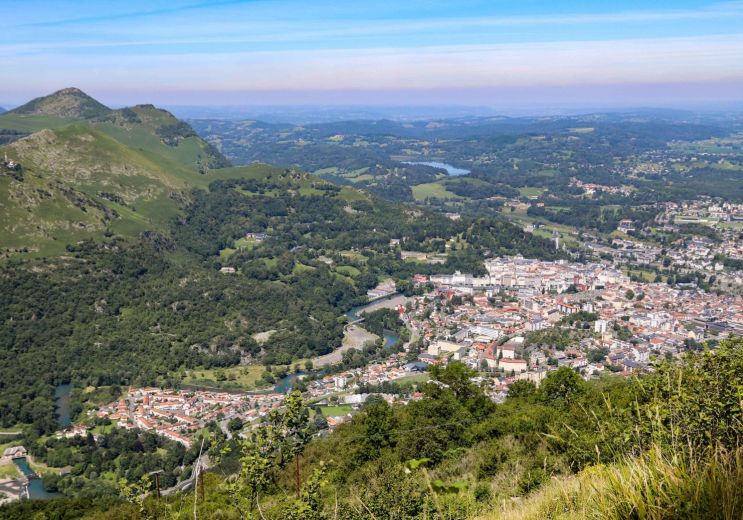 24h in Lourdes: discover the sacred city at th ...
