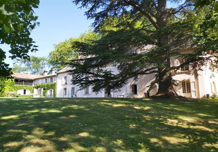 Le Clos Cathala, charming stay, between centur ...