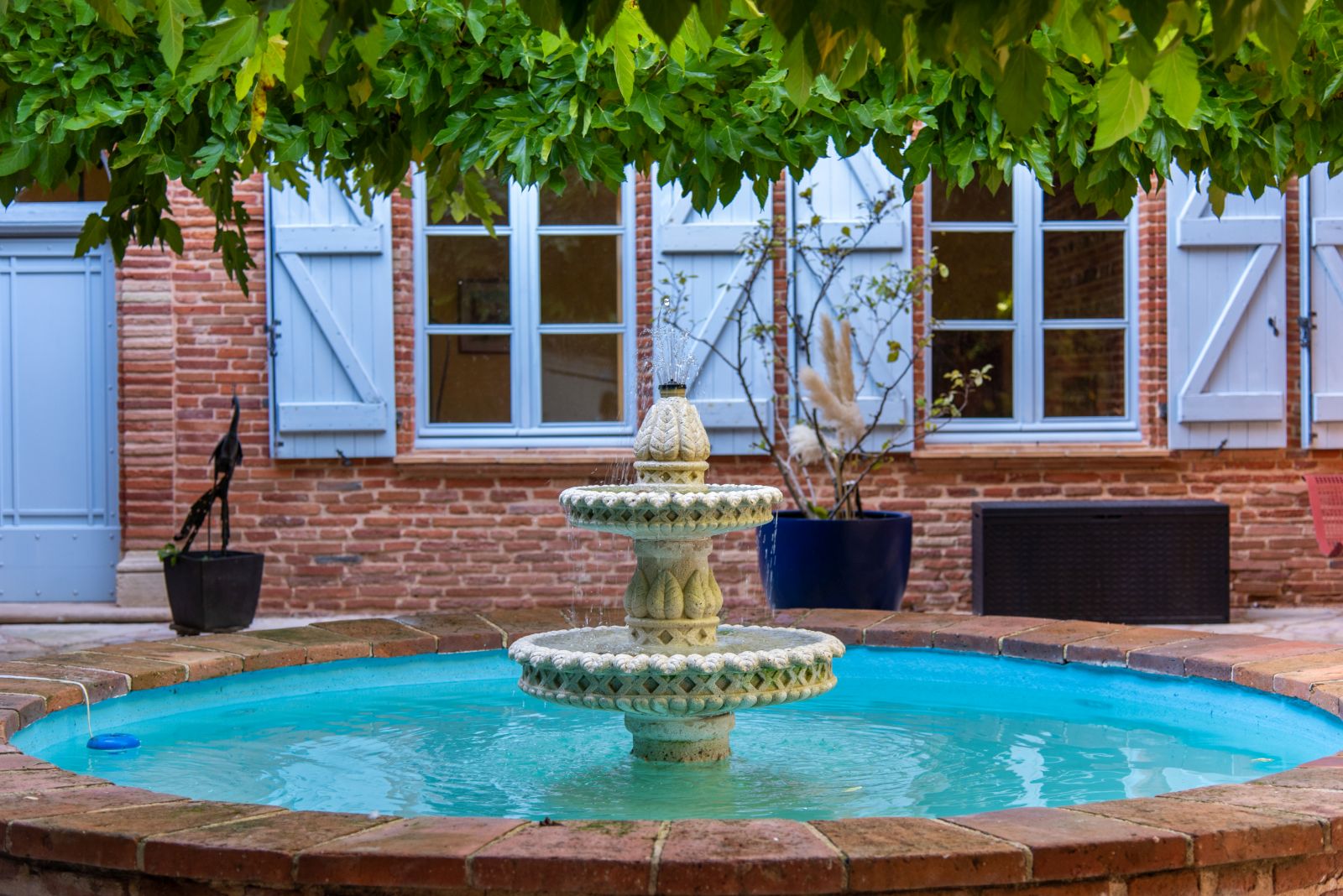 Le Prieuré, a charming guest house ideal for a ...