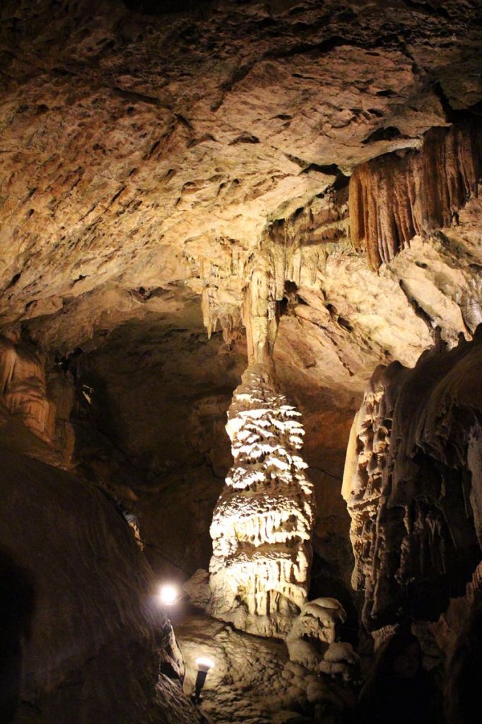 Grottes de Médous